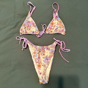 Blackbough Swim - Picnic Party - M Top, L Bottoms